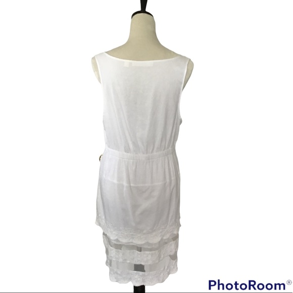 Feather Bone Sleeveless Tiered White Dress Lace Detail Size Medium - Picture 2 of 13